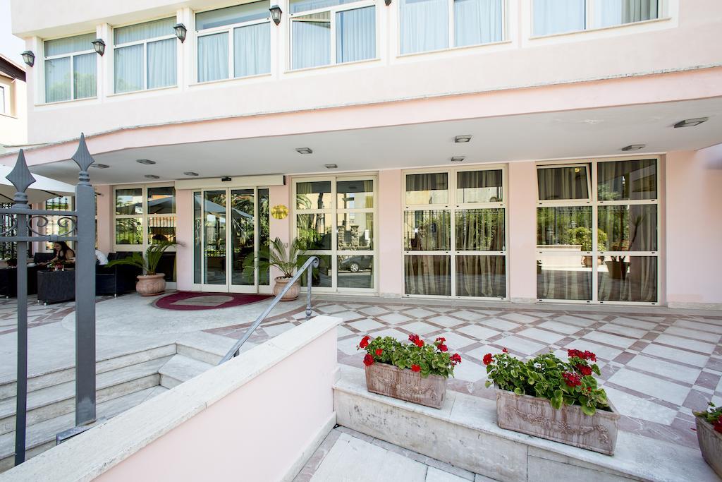 Sunrise Hotel ローマ エクステリア 写真